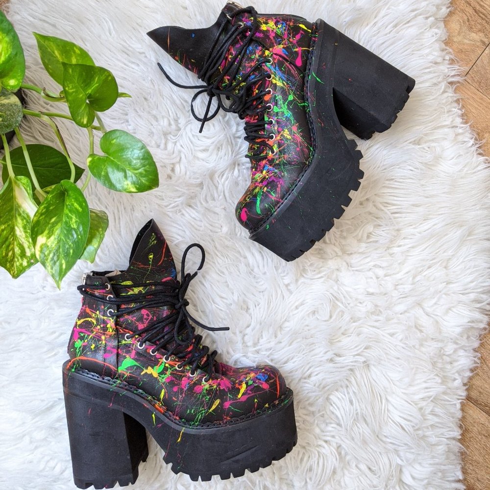 UNIF THRASH BOOTS  SIZE 7 * UPCYCLED  *